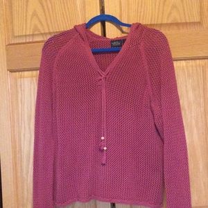 Women’s XL, runs small, pullover sweater